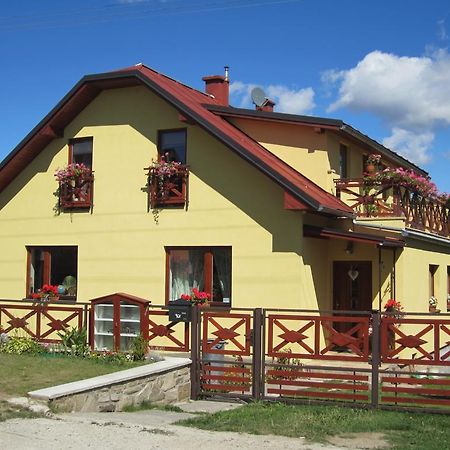 Privat Vrbov 23アパートメント エクステリア 写真